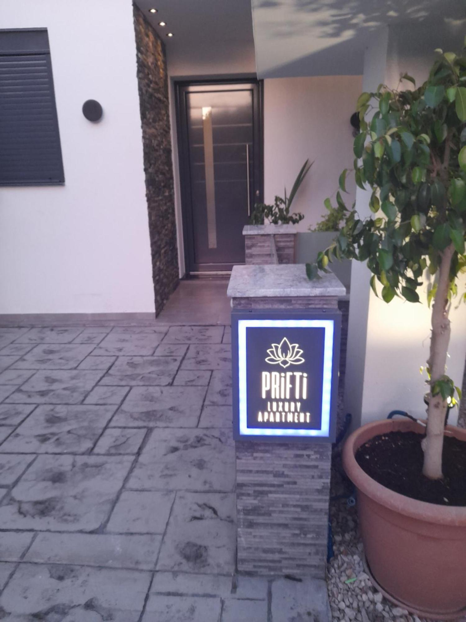 Apartment Prifti Luxury